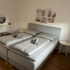  Apartment Fewo-ichenhausen